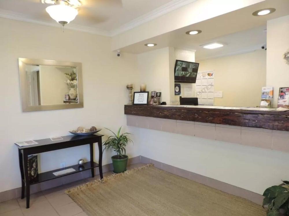Travelodge Lompoc Bagian luar foto