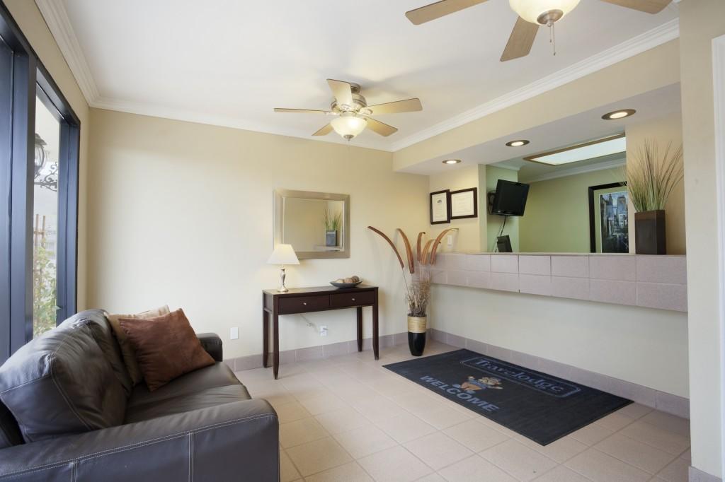 Travelodge Lompoc Bagian luar foto