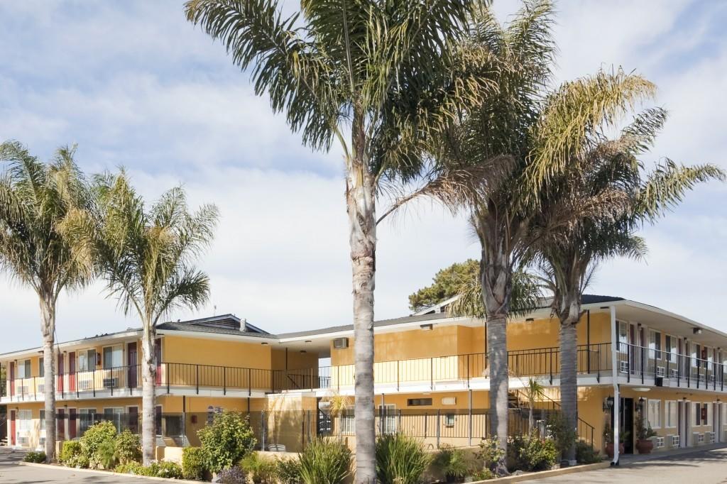 Travelodge Lompoc Bagian luar foto