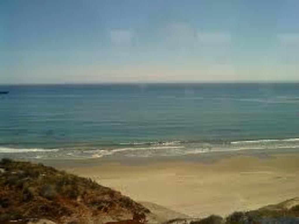 Travelodge Lompoc Bagian luar foto